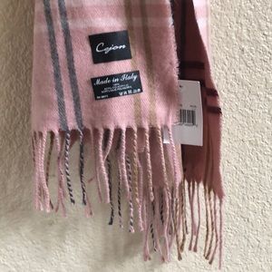 Cejon scarf  new with tags pink acrylic